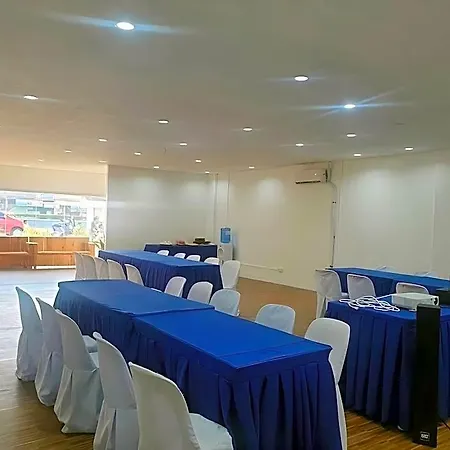 Sempre Premier Inn Mactan Airport Hotel